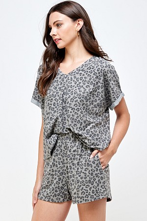 ANIMAL PRINT LOUNGE SET